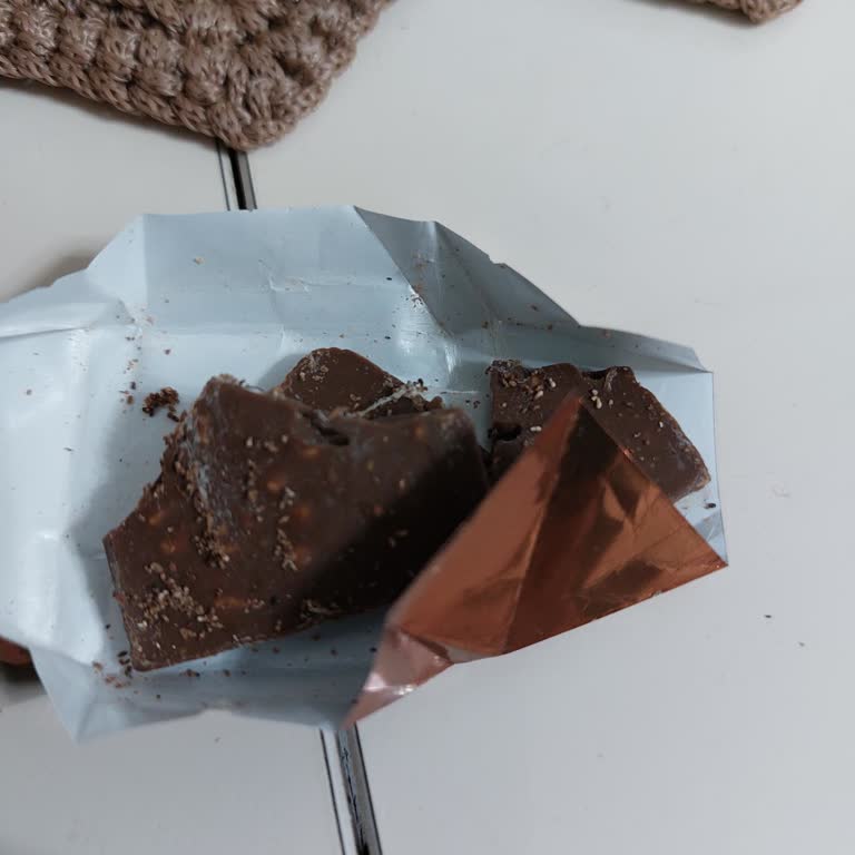 Kurtlanmış Çikolata Ürünü İade Talebi