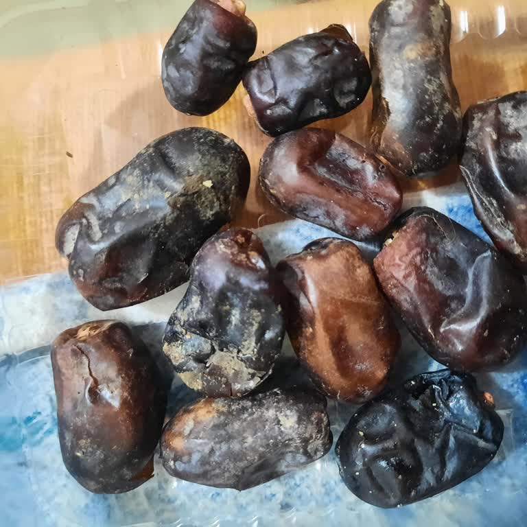 Kırklareli A101 Şubesinde Kumlu Hurma Satışı Hijyen İhlali