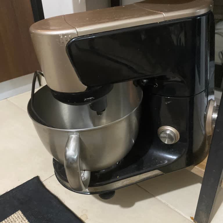 Karaca Züccaciye 6 Aylık Kullanım Süresi Dolmadan Doğrayıcı Haznesi Kırıldı