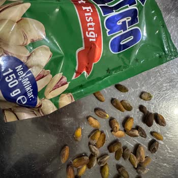 Şok Şubesindeki Yanık Ve Küflü Siirt Fıstığı Üzerine Şikayet