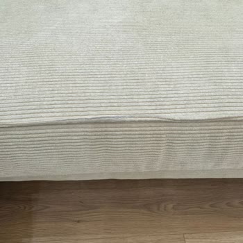 Kolay Temizlenebilir İddiası Yalanlanan Koltukta Çıkarılamaz Leke