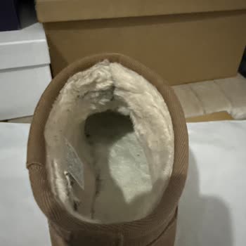 Ugg Ultra Mini Platform Botunun Hızlı Deformasyonu Ve Açıklamasız Ret Kararı