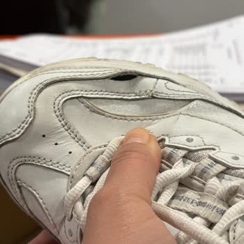 Skechers Ayakkabısında Kısa Sürede Dikiş Yırtılması Ve Çatlamalar Nedeniyle İade Talebi