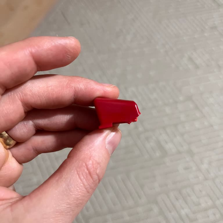 Dyson V8 Düğmesi Kırıldı, 4500 TL Değişim Ücreti Aşırı