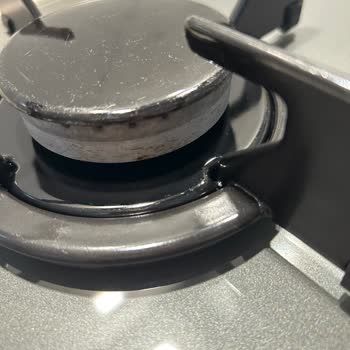 Beko Ankastre Setinde Ocağın Erime Ve Boya Atması, Eksik Izgara Telinin Ücretli Teklifi