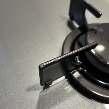 Beko Ankastre Setinde Ocağın Erime Ve Boya Atması, Eksik Izgara Telinin Ücretli Teklifi