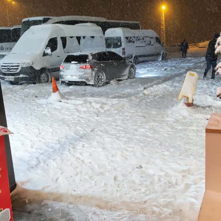 Gürün Gölpınar’da Yol Kapatılması Ve Tuzlama Yokluğu Nedeniyle 5 Saat Bekletildim