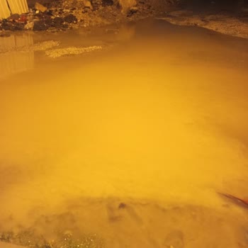 Şehitler Caddesi Yarım Kalan Asfalt Çalışması Ve Yağmur Suyu Birikintileri Sorunlu