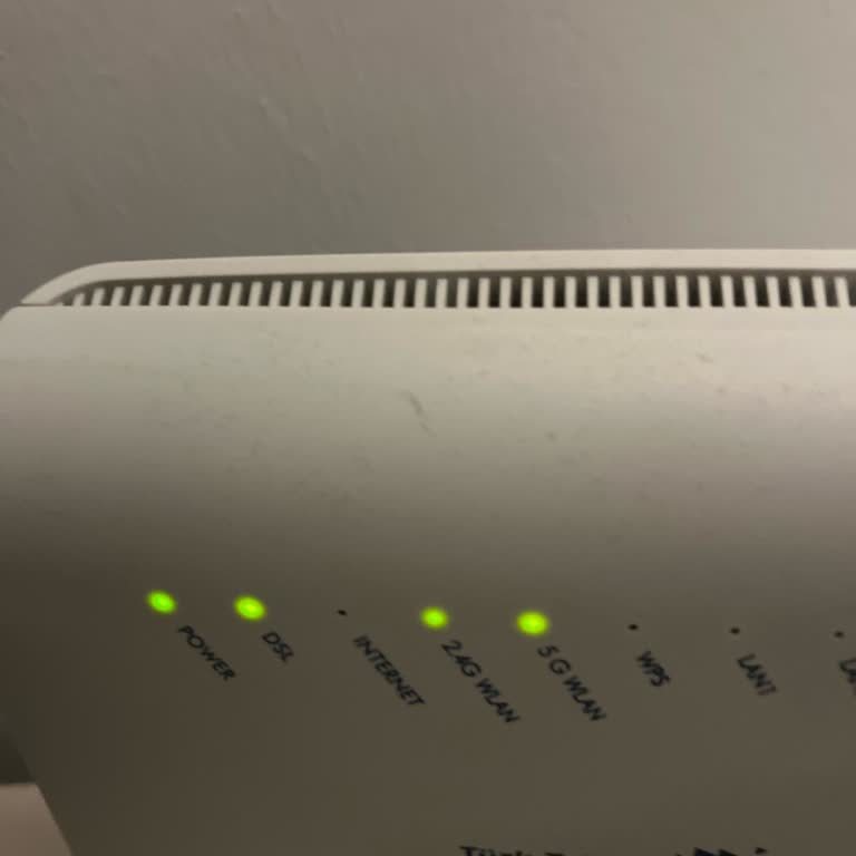 Gece Saatlerinde Sürekli Kesilen 5G İnternet Bağlantısı Öğrenciyi Zorluyor