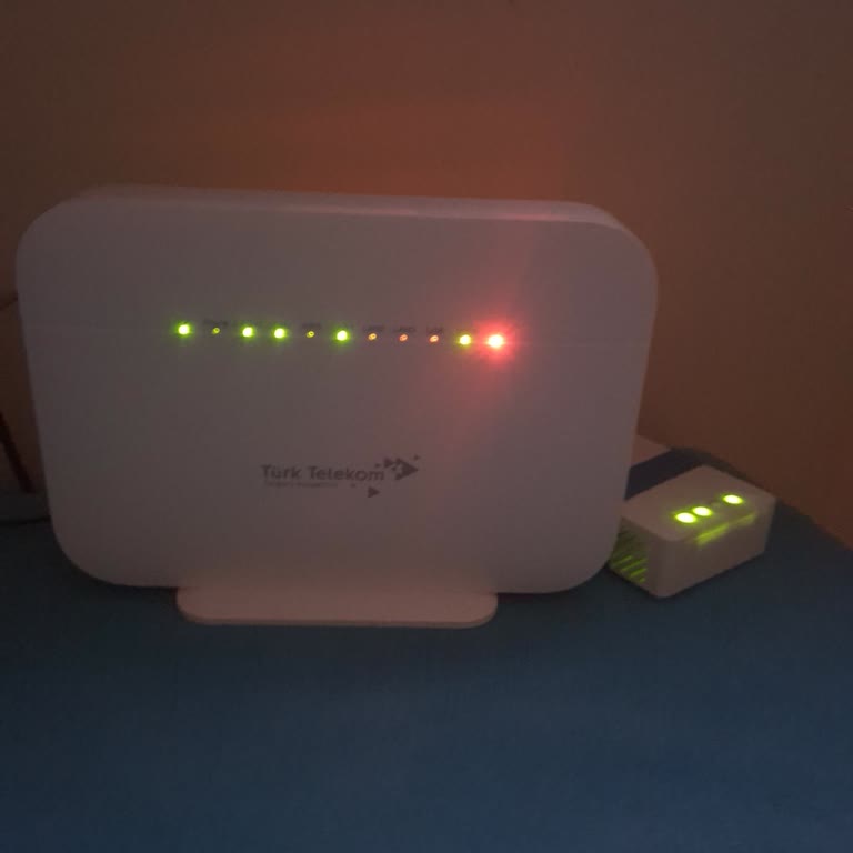 Aylık Kesintili Ve Düşük Hızlı İnternet, Cevapsız Müşteri Hizmeti