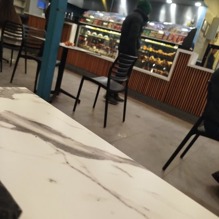 Kantinlerde Nakit Ödeme Reddedilmesi Yaşlıları Mağdur Ediyor