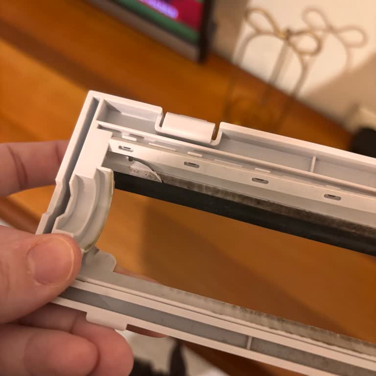 Garanti Kapsamında Kırılan Arka Fırça Kapağına Ücretsiz Değişim