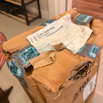 Kargo Şirketinin Yanlış Teslimatı Ve Hasarlı İade Paketi Nedeniyle A101'de Ciddi Mağduriyet