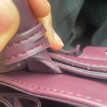 Manuka Çantası Kısa Sürede Çatladı Ve Müşteri Hizmetleri Çözüm Sunamıyor