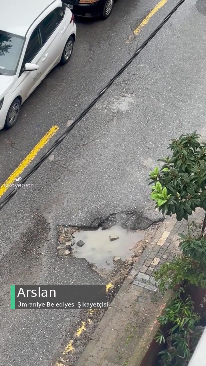 Ümraniye Belediyesi Yolda Çukurlar Mevcut videonun kapak resmi