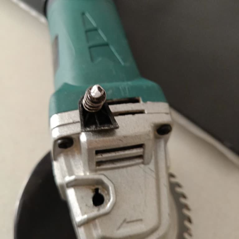 Trendyol Emniyet Düğmesi Kırık Spiral Tıraşlama Makinesinin Tamir Ve İade Sorunu