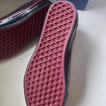 Vans Ayakkabı Mağazadan Giyilmiş Ayakkabı Satın Aldım