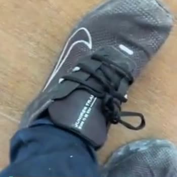 Nike Ayakkabıda Geçmeyen Gıcırtı Sesi!