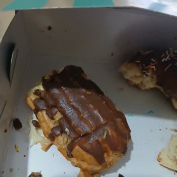 Altınsaray Baklavaları Bayat Ürün Satışı!