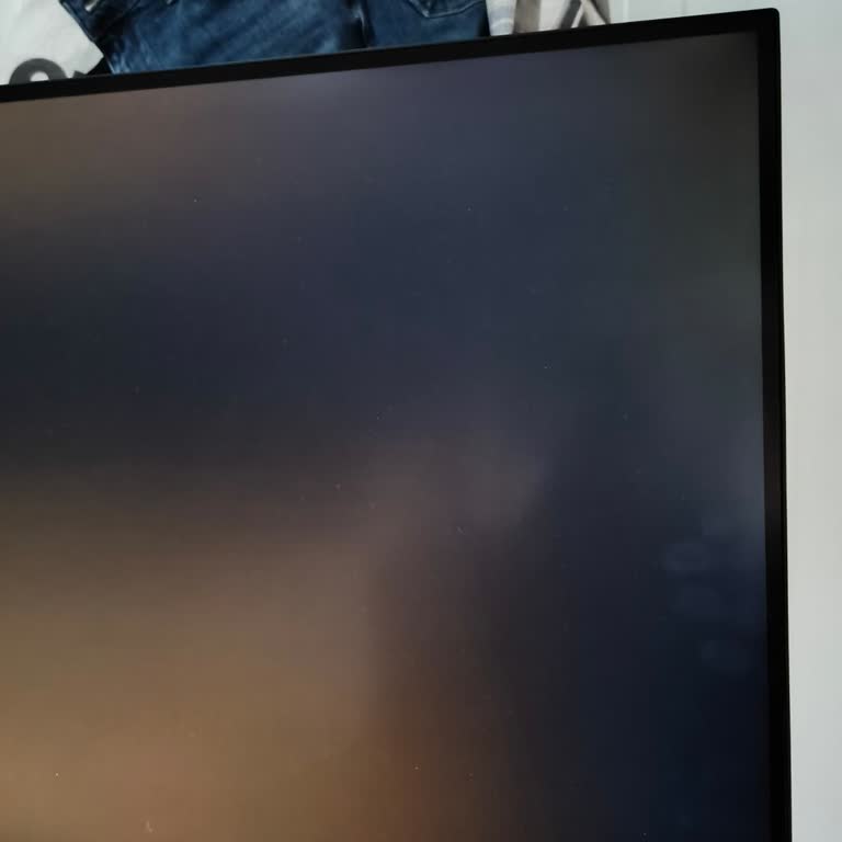 Işık Sızması Sorunu Yaşayan Gaming Monitörüm İçin Hızlı Değişim Talebi