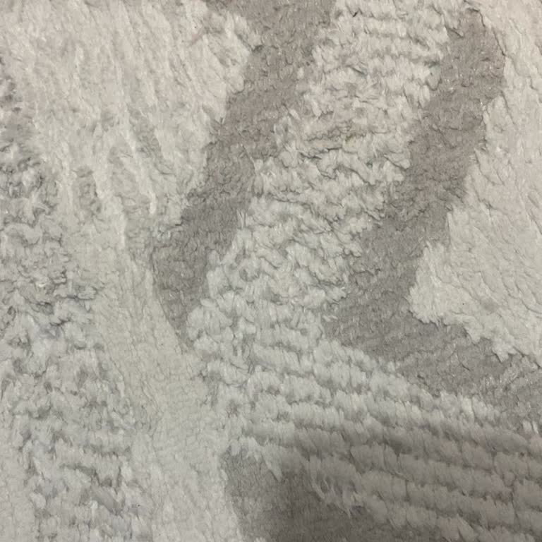 Karmen Halıdaki Sertleşen Yüzeyler Ve Tüylenme Sorunu Satıcı Yanıt Vermiyor