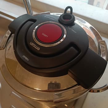 Servis Hataları Nedeniyle Düdüklü Tencere Hasarlı, Yeniden Gönderim Ve Değişim İstiyorum