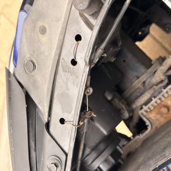 Hyundai Yetkili Serviste Orijinal Olmayan Parçalar Ve Eksik Tamirler