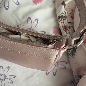 Yanlış Çanta Gönderildi, Kargo Ücreti İade Edilmiyor