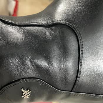 Kısa Sürede Çatlayan Deri Çizmeye İade Reddi Ve Güven Sarsıntısı