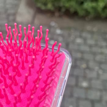 Kırık Saç Fırçası İçin Mağazadan Doğrudan İade Talebi