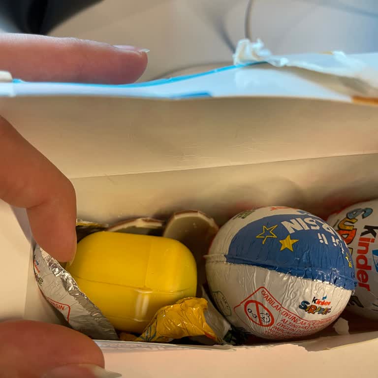 Kapalı Kutulu Kinder Surprise'da Açık Yumurta Ve Hijyen Riski
