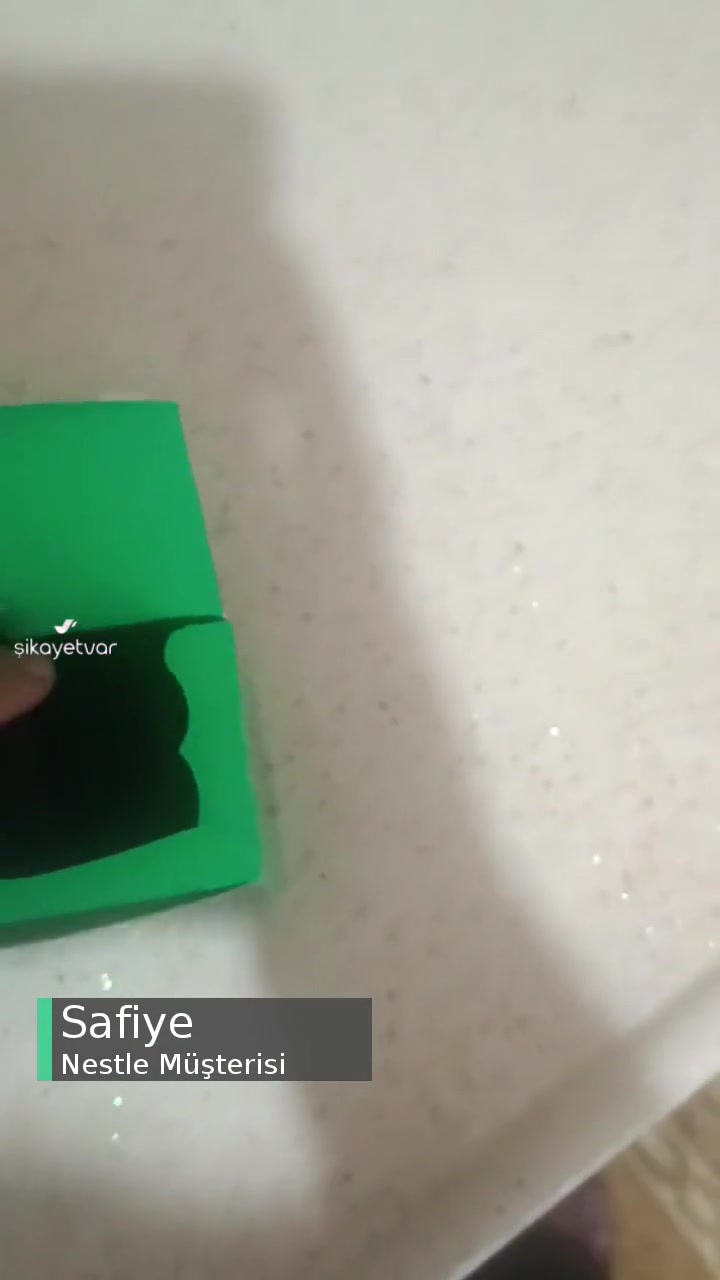 Nestle After Eight Şikayeti videonun kapak resmi