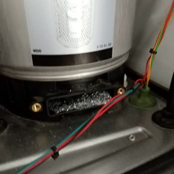 Yetersiz Bakım Ve Geciken Servis Nedeniyle Kombi Arızası Ve 1300 TL Ücret İadesi Talebi