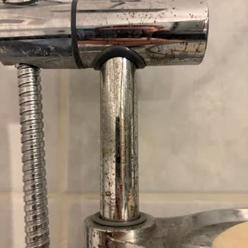 Creavit SH630 Duş Setinde 2 Yıl İçinde Paslanma Ve Kaplama Sorunu