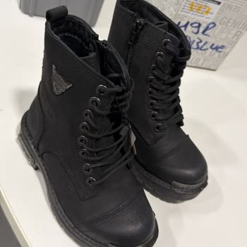 Defolu Kadın Botunun Ücret İadesi Yapılmadı Ve Müşteri Hizmetine Ulaşılamıyor