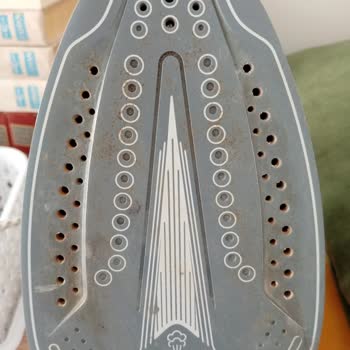 Ayıplı Ütü Ve Eksik Servis Nedeniyle Yeni Ürün Ve Kargo Ücreti İadesi Talebi