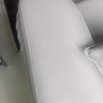 Garanti Sözlerine Rağmen 5 Ayda Renk Değişen Koltuklar İçin Ücretsiz Onarım Talebi