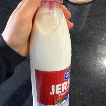 Zeytinburnu Mini BİM'de Son Kullanma Tarihi Geçmiş Süt Satışı