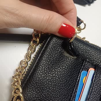 Victoria's Secret Çantada Kalite Sorunu Yaşıyorum