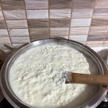 Son Kullanma Tarihi Geçmemiş Süt Ürününün Bozuk Çıkması