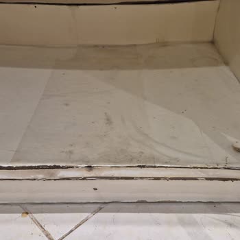 Kalitesiz Hortum Nedeniyle Su Sızıntısı Ve Mobilya Hasarı Beko’dan Cevapsızlık