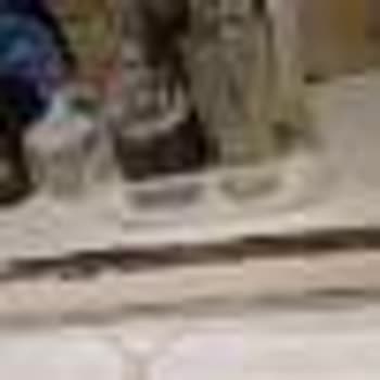 Kalitesiz Hortum Nedeniyle Su Sızıntısı Ve Mobilya Hasarı Beko’dan Cevapsızlık