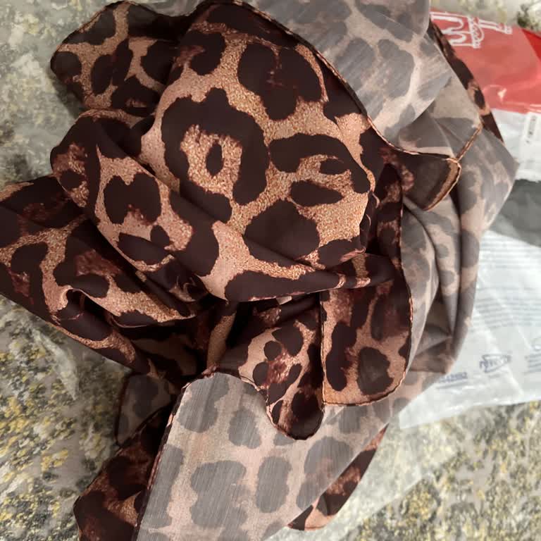 Organic Scarfs Instagram Sayfasındaki Yanıltıcı Şal Satışı Ve Müşteri Hizmetleri Eksikliği