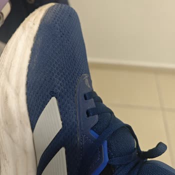 Kısa Sürede Deforme Olan Adidas Ayakkabı İçin Garanti Ve Kargo Ücreti Şikayeti