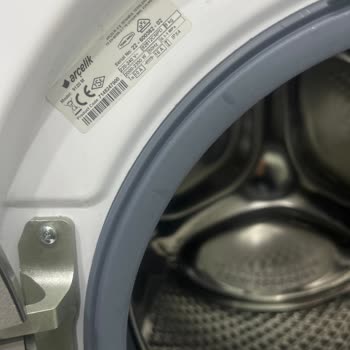 Arçelik Çamaşır Makinesinde Tekrarlayan Kazan Değişimi Ve Kapak Boşluğu Dolayı Cihaz Değişimi Talebi