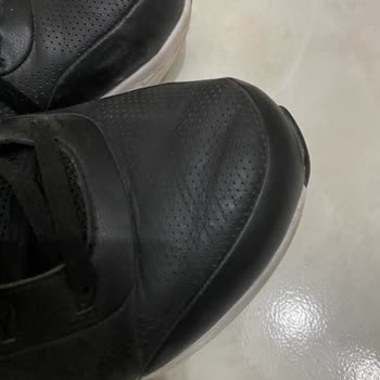 Skechers Ayakkabısında Üretim Hatası Ve Garanti Yanıtsızlığı