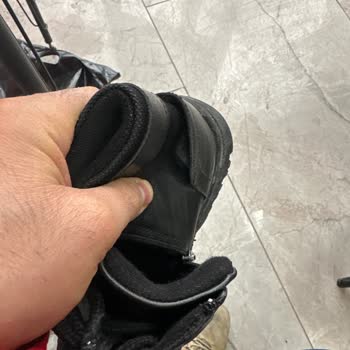 Van AVM'de FLO Mağazasında Torex Botta Kalite Sorunu Ve Reddedilen Değişim Talebi