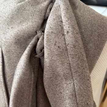 DeFacto Kabanında Hızla Artan Tüylenme Ve Geri Ödeme Talebi