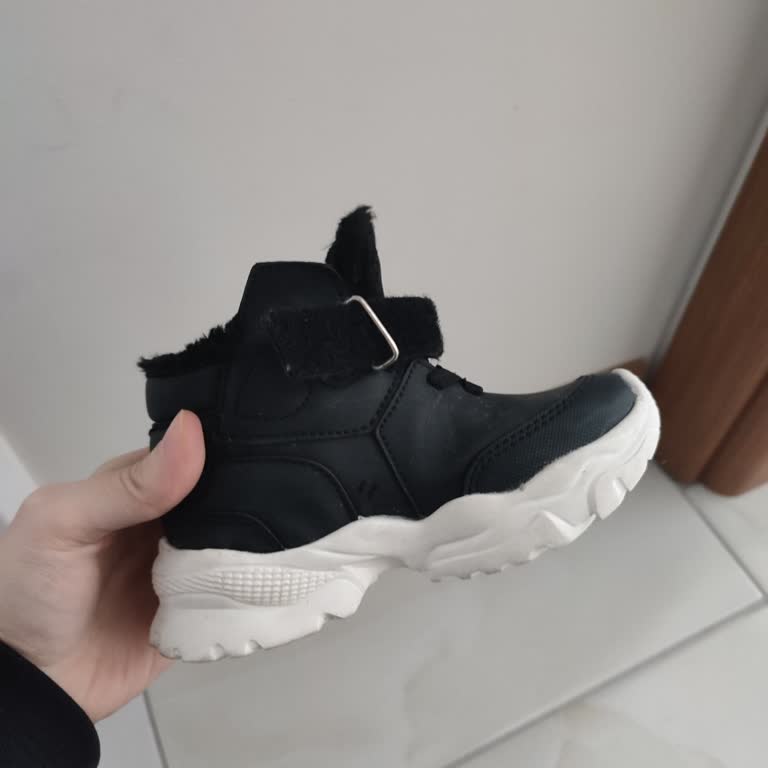 Vicco Karlı Havada Dışarı Çıktığımızda Botun İçinin Tamamen Su Alması