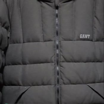 Gant Marka Kaz Tüy Mont Felaket Şekilde Tüy Bırakıyor